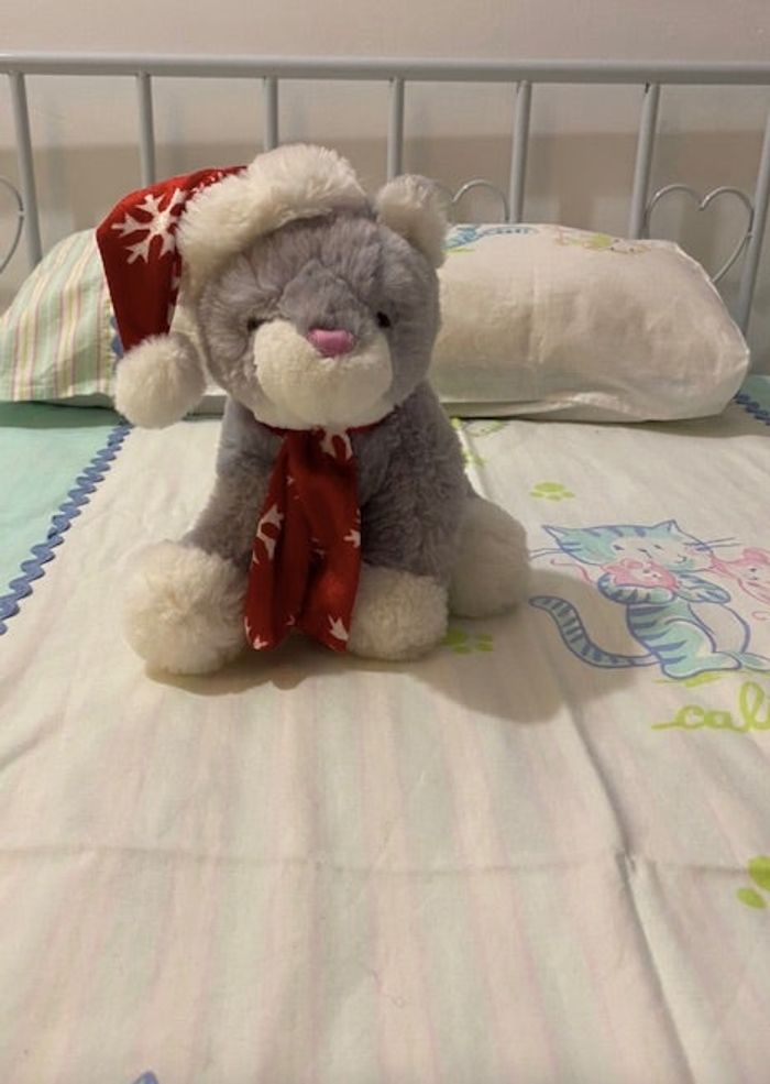 Francoise Saget _ Peluche ourson au bonnet et bandana