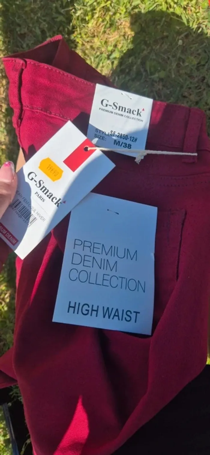 Jean droit neuf avec étiquette - photo numéro 3