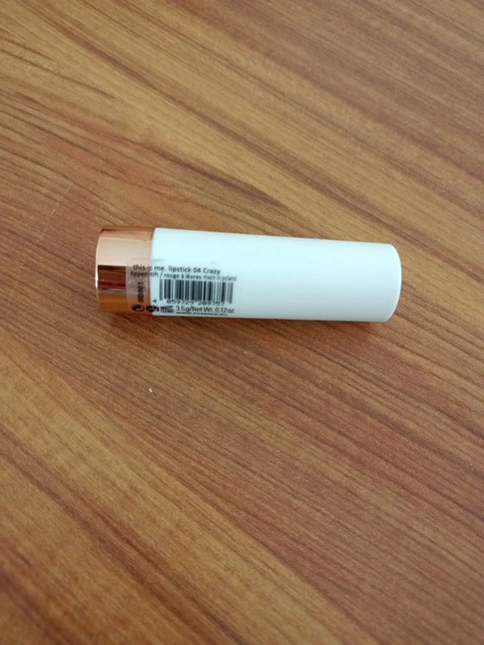 Rouge à lèvres essence neuf - photo numéro 2