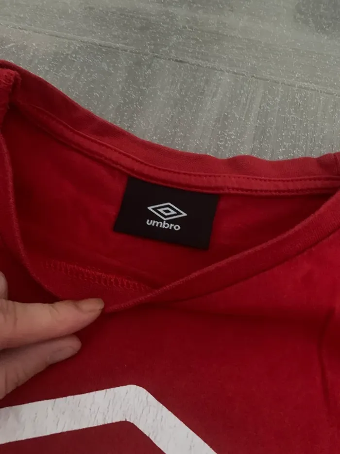 Tee shirt rouge - photo numéro 3