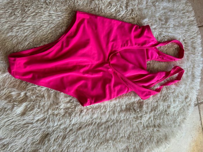Maillot de bain rose - photo numéro 4