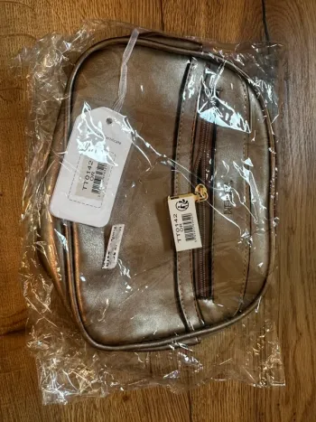 🌟 Sac bandoulière doré TOTEM – Neuf avec étiquettes 🌟