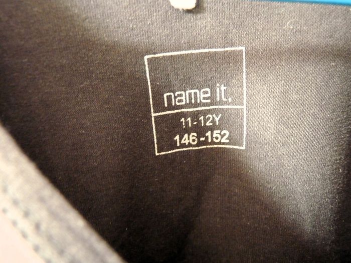 T-shirt fille 12 ans Name it Noir sans manches TBE - photo numéro 2