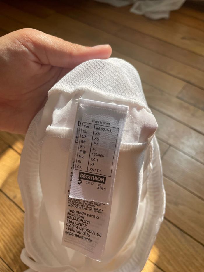Short de sport blanc - photo numéro 3