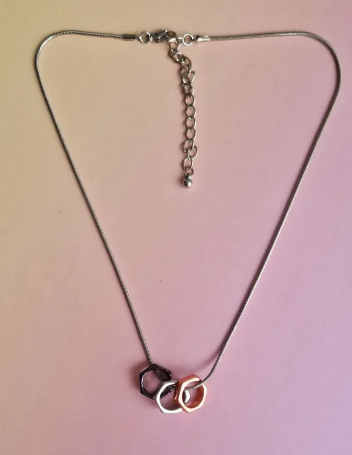 Collier ecrous
