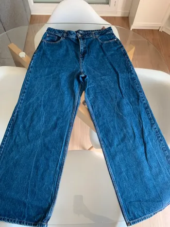 Jean bleu fonce coupe Wide