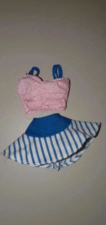 Vêtements Barbie vintage
