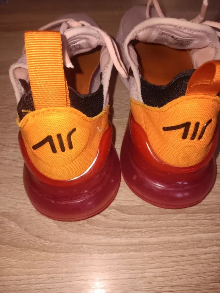 Baskets Nike Air Max 270 – Taille 36,5 - photo numéro 8