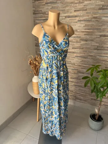 Robe longue à bretelles réglables