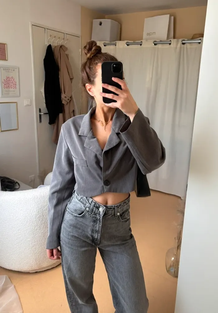 Blazer oversize crop gris à épaulettes - photo numéro 2