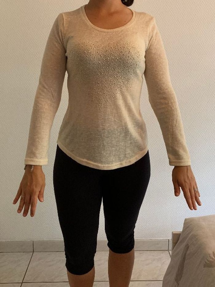 Pull fin motif coeur en strass