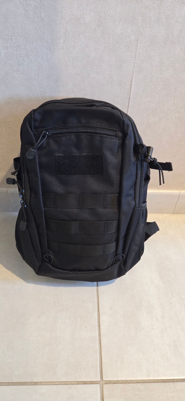 Sac à dos multipoches tactique noir 30L - photo numéro 4