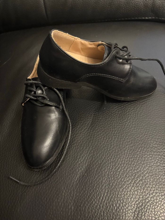 Chaussures de cérémonie pour garçon taille 26 - photo numéro 2