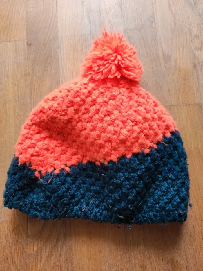 Bonnet - photo numéro 2