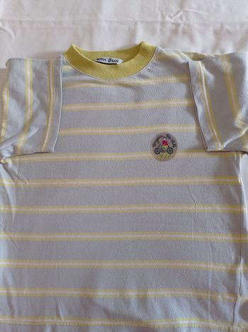 Polo pour garçon manche courte avec petit écusson devant couleur blanc jaune gris clair voir photos