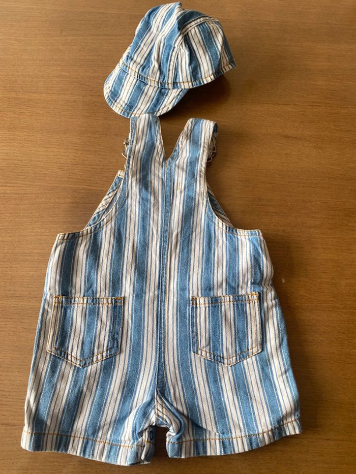 Salopette et casquette - photo numéro 2