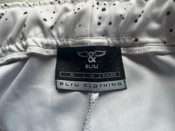 Short Eliu - photo numéro 3