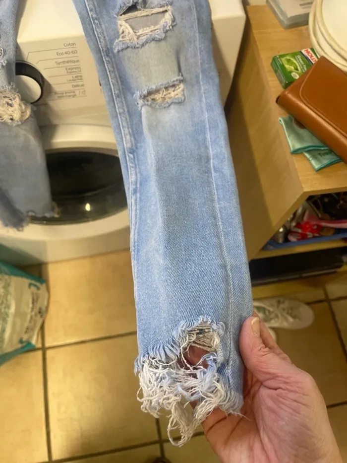 Jean skinny bershka taille 34 - photo numéro 2
