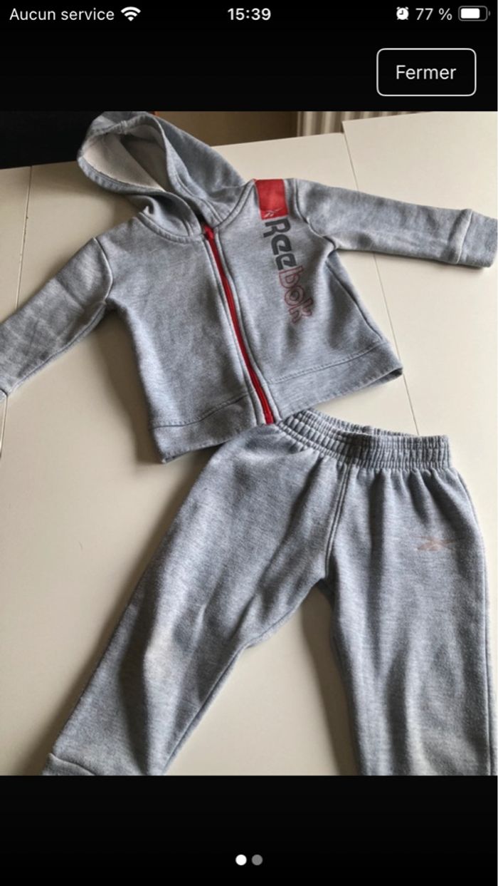 Ensemble jogging reebook