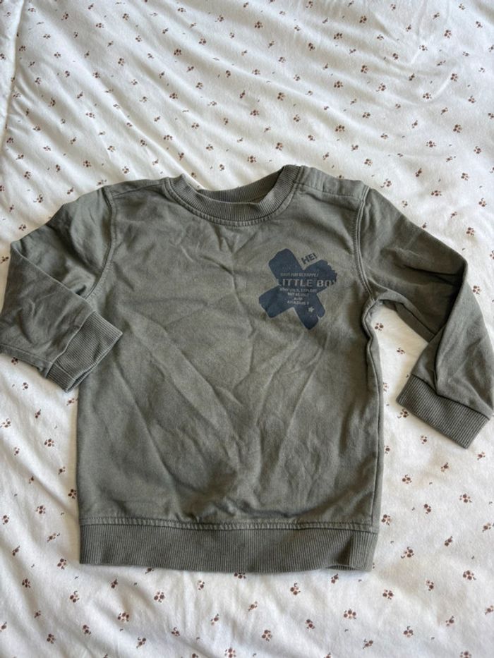 Pull 18/24 mois