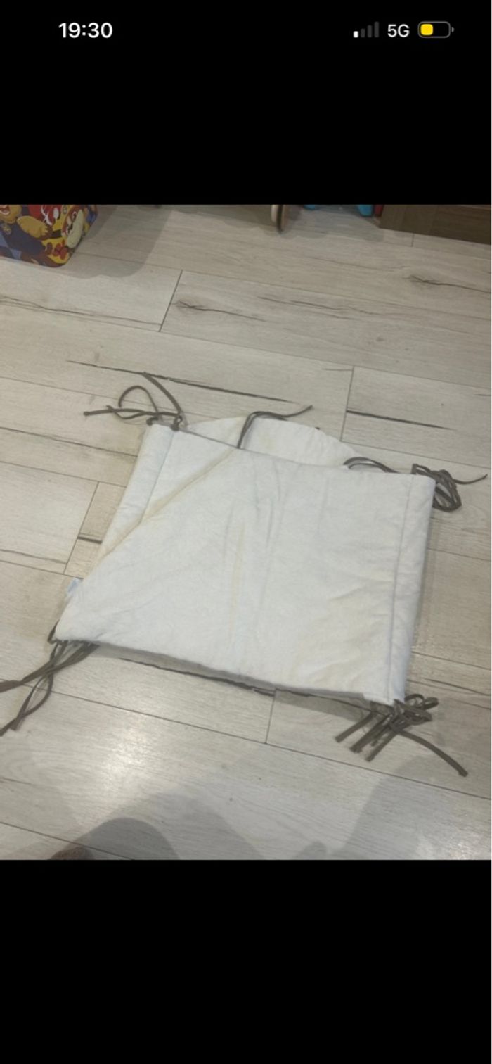 Tour de lit Winnie l’ourson - photo numéro 4