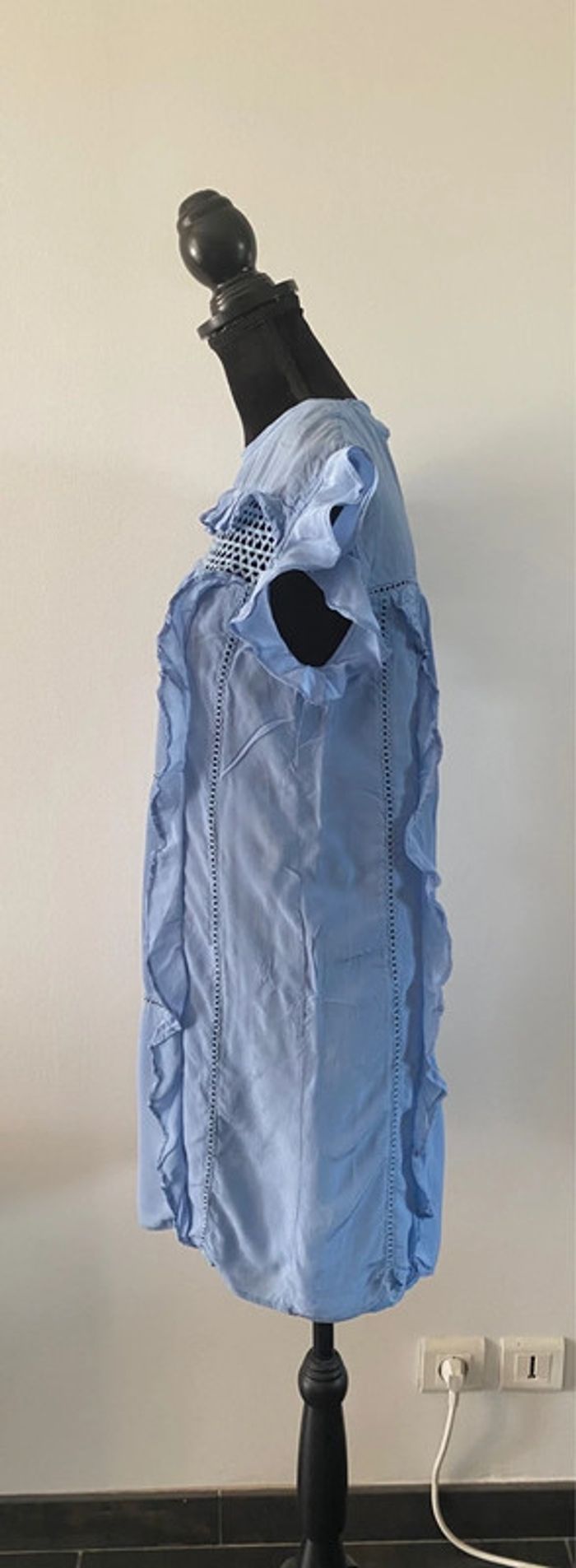 Robe Claudie Pierlot bleue taille 36 - photo numéro 3
