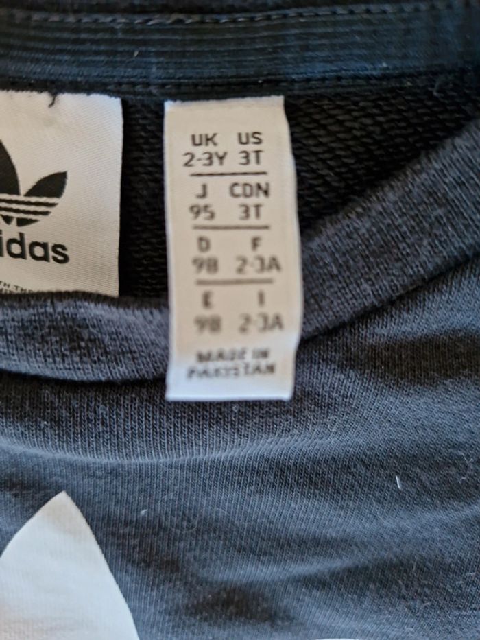 Ensemble jogging Adidas 2-3ans - photo numéro 3