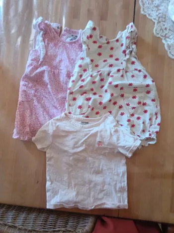 Lot barboteuse et t-shirt