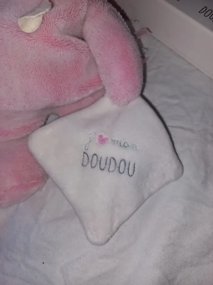 Doudou Paris rose - photo numéro 2