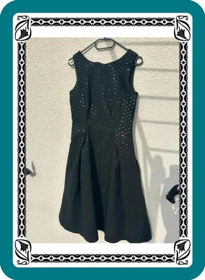 Robe noir