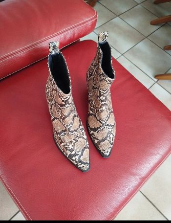 Boots motif animal