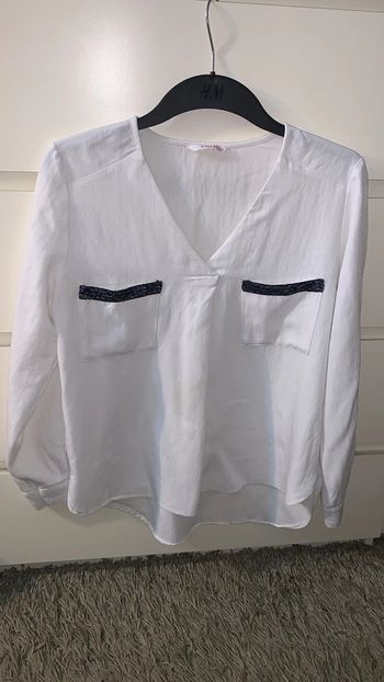 Très jolie blouse (taille 38)
