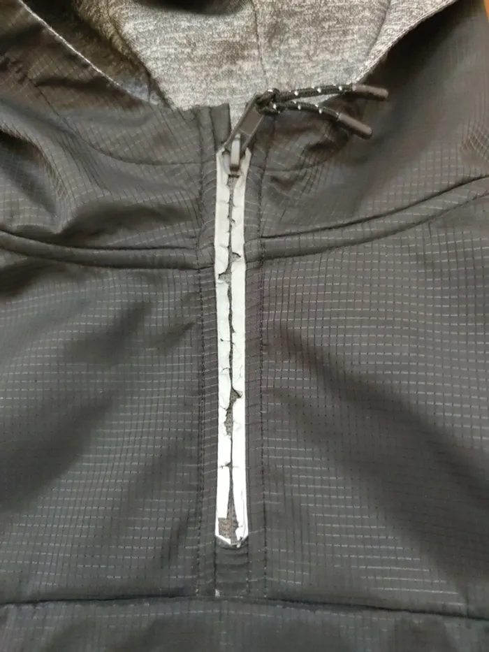 Sweat à capuche 8-9 ans - photo numéro 7