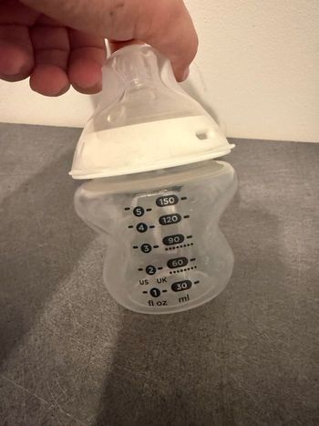 Biberon tommee tippee