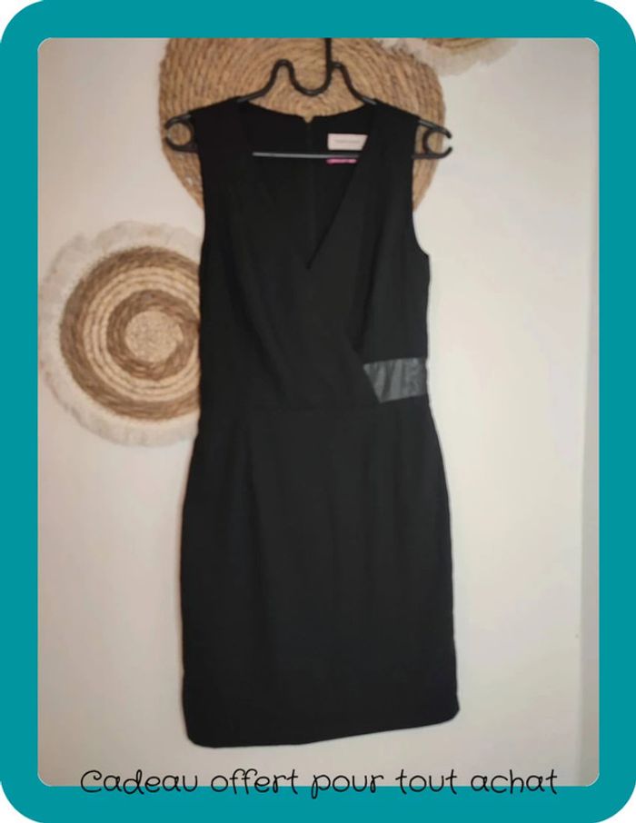 Petite robe noir NafNaf 34