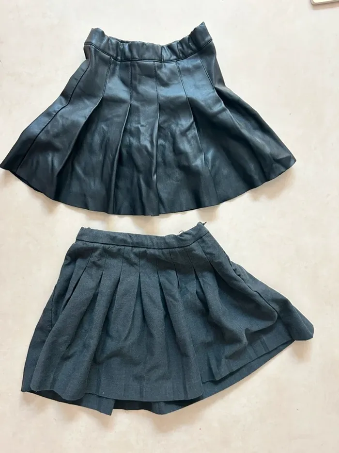 Lot de 2 jupes patineuse fille taille 6 ans kiabi
