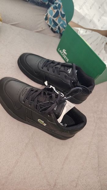 Lacoste enfant neuf