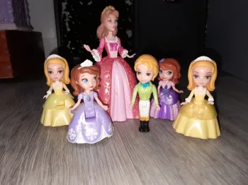 Lot figurines princesse Sofia