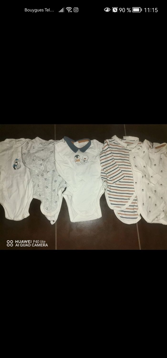 Lot de Bodies manche longue