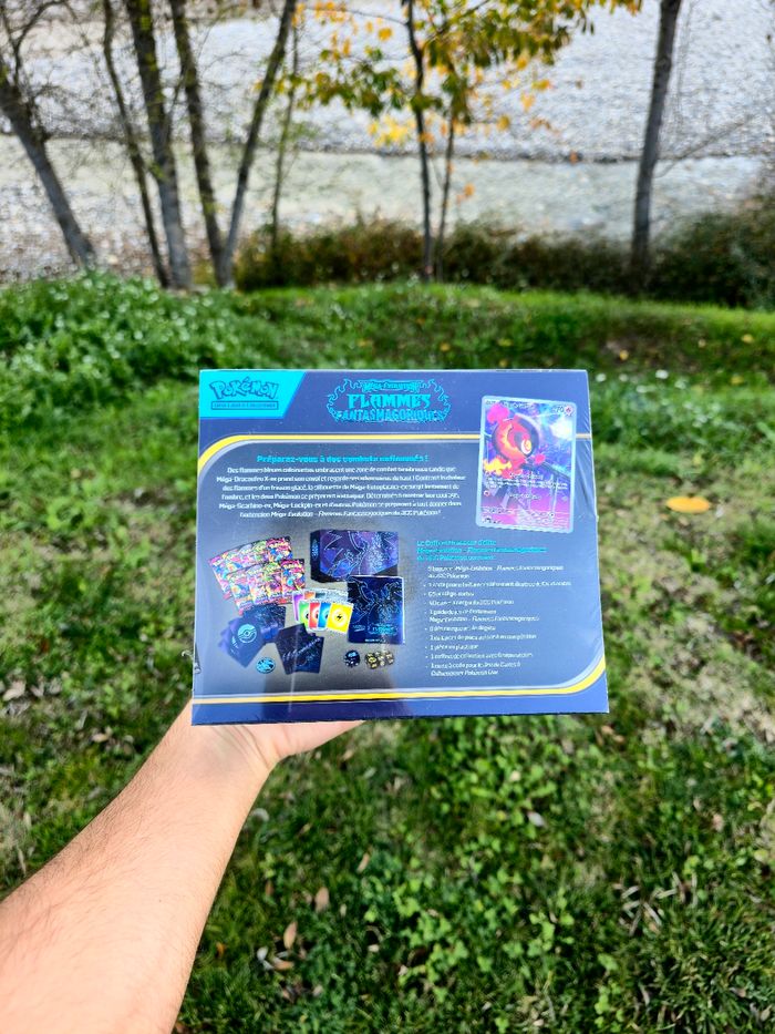 Pokémon ETB Méga Évolutions ME2 – Flammes Fantasmagoriques - photo numéro 2