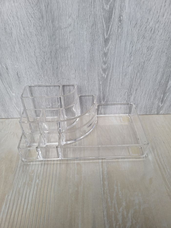 Rangement maquillage