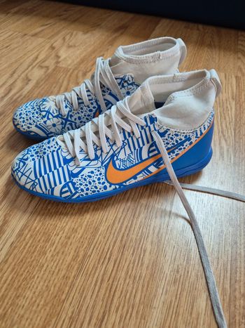 Chaussures foot salle T32
