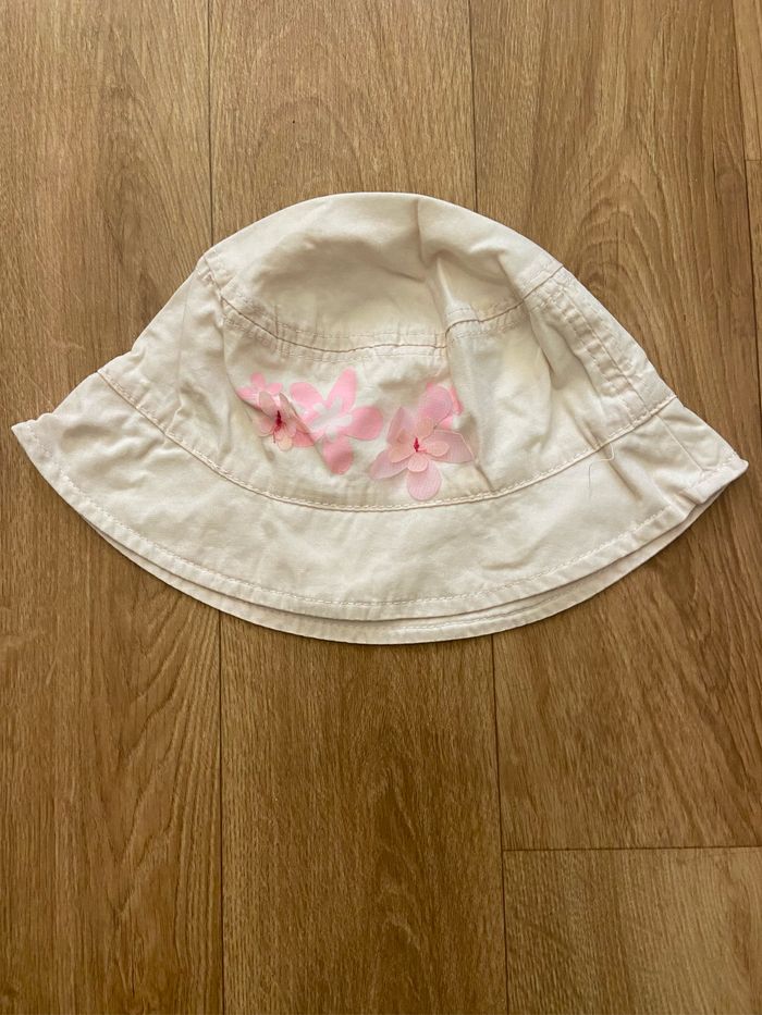 Chapeau rose 12/24M