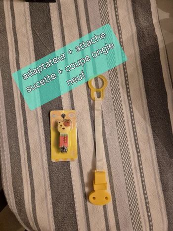 Attache sucette + adaptateur + coupe ongle