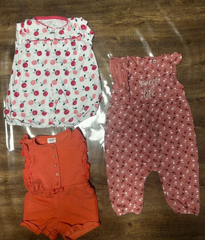 Lot vêtements bébé fille 9mois - photo numéro 2