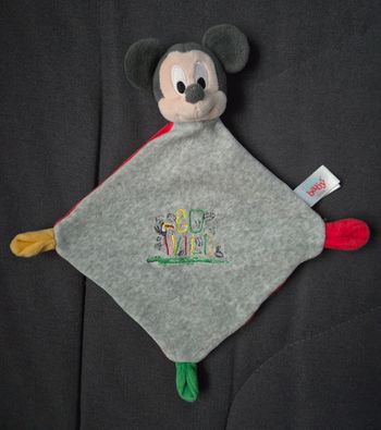 Doudou Mickey losange plat gris - Go Wild Pélican - Disney