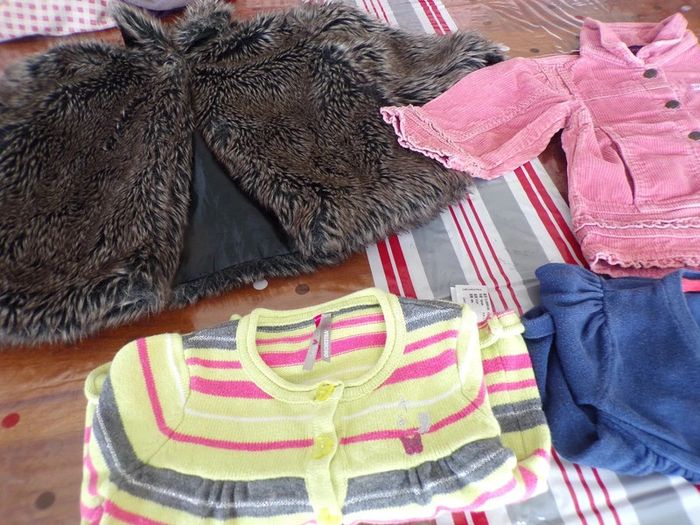 Lot 4 vetements 18 mois