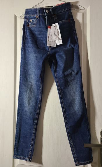 Jean Stradivarius neuf