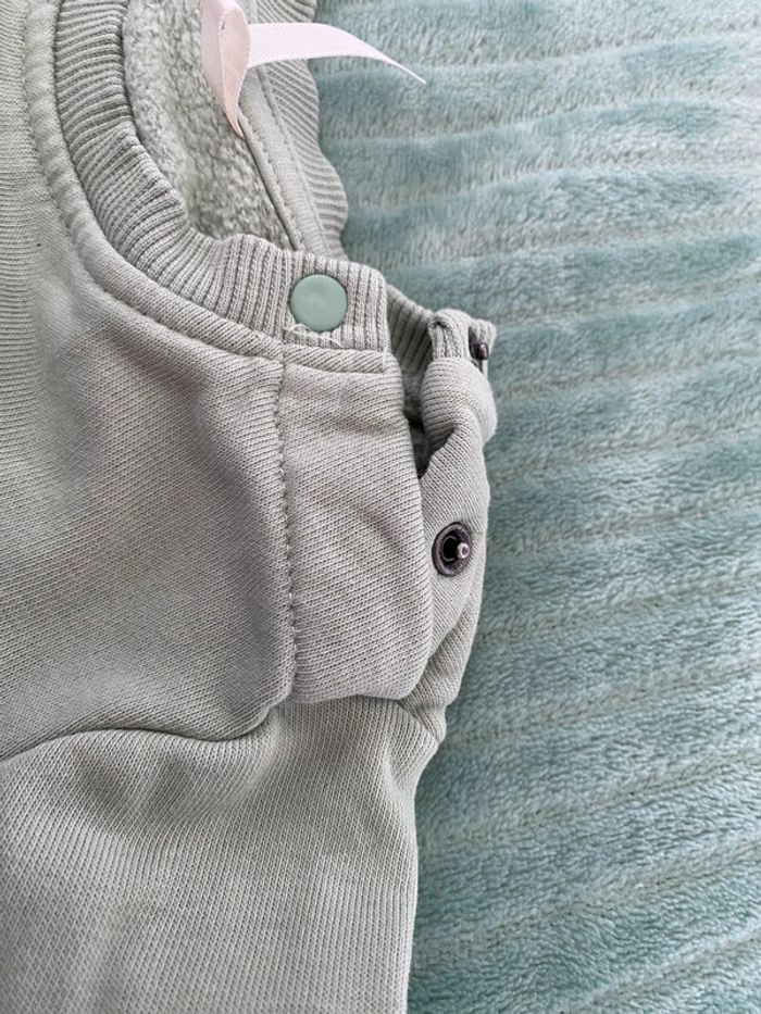 Lot sweat bébé 12 mois - photo numéro 15