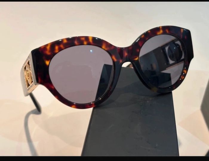 Lunettes de soleil Versace - Dark Havana neuves - photo numéro 3